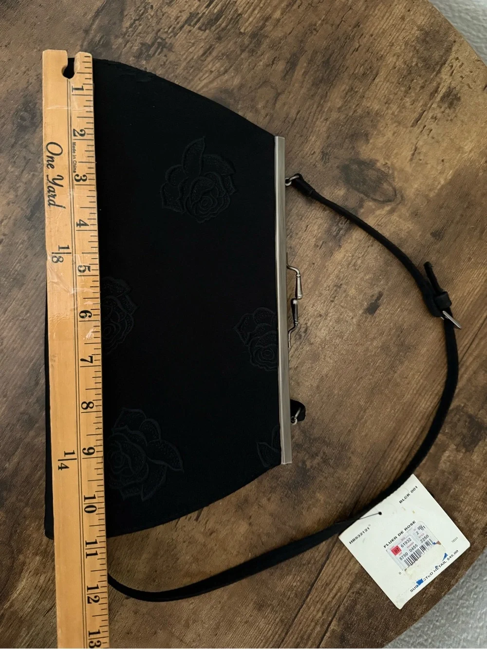 Vintage Liz Claiborne Y2K Clueless Black Fluer de Rose Embroidered Frame Clutch
